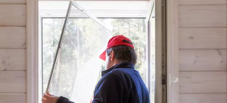 Expandable Window Screen Installation in Eustis, FL